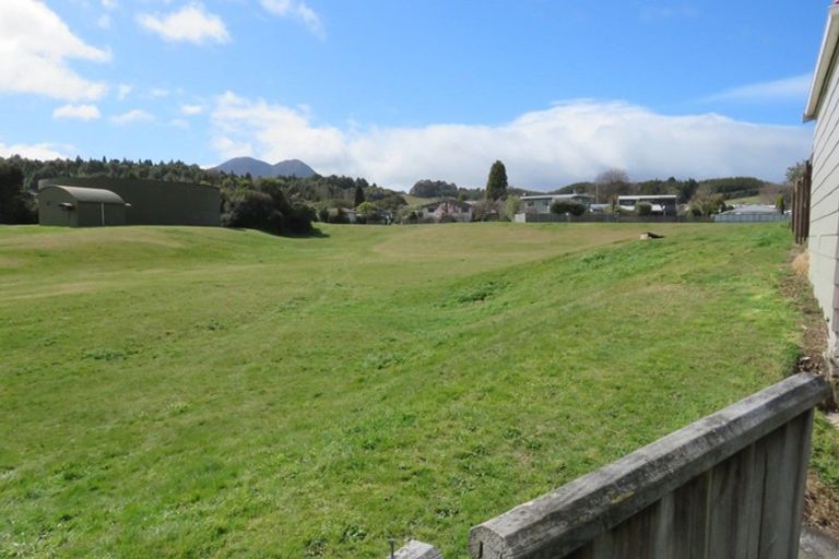 Photo of property in 10 Wembley Place, Richmond Heights, Taupo, 3330