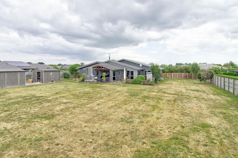 Photo of property in 6 Valkyrie Close, Carterton, 5713