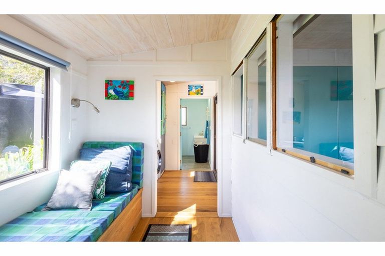 Photo of property in 6569 Pouto Road, Pouto, 0391