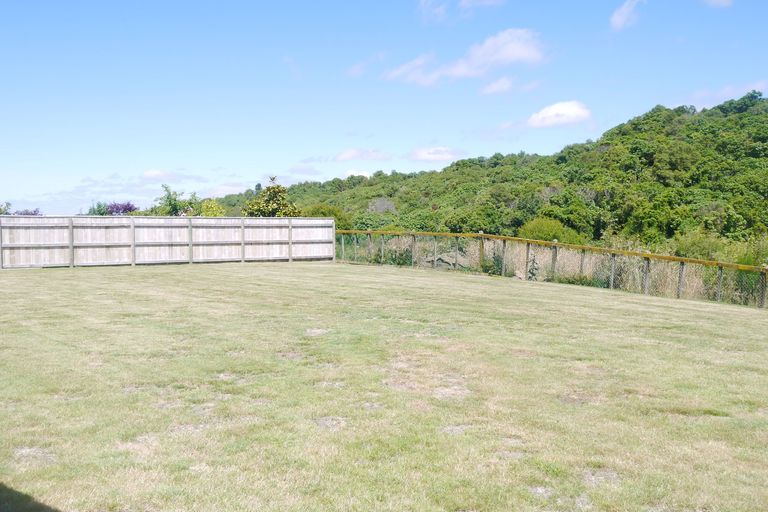 Photo of property in 41 Pukeko Way, Kinloch, Taupo, 3377