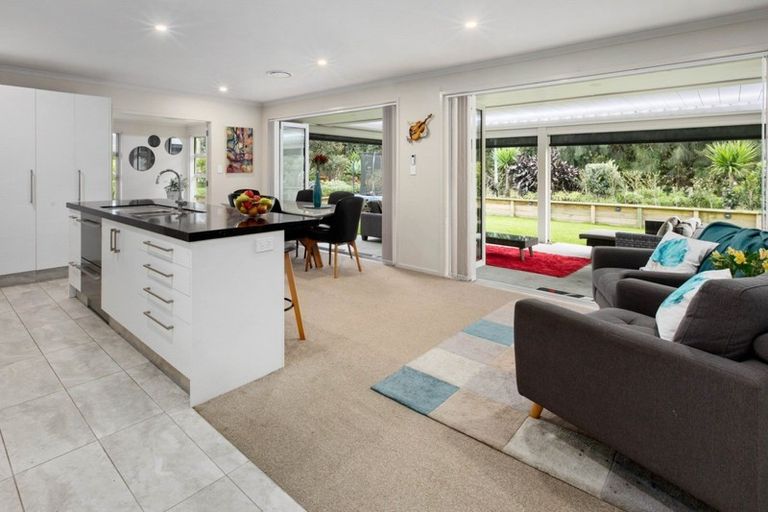 Photo of property in 2 Gleneagles Drive, Aongatete, Katikati, 3178