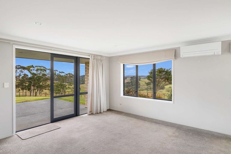 Photo of property in 667 Pahi Road, Pahi, Paparoa, 0571