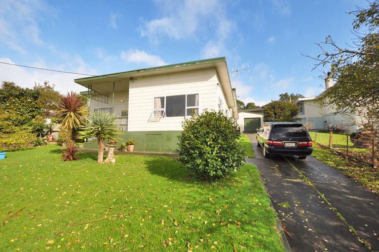 Photo of property in 19 Armitage Road, Wellsford, 0900