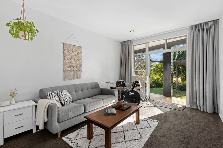 Photo of property in 103 Duck Creek Road, Stillwater, Silverdale, 0993