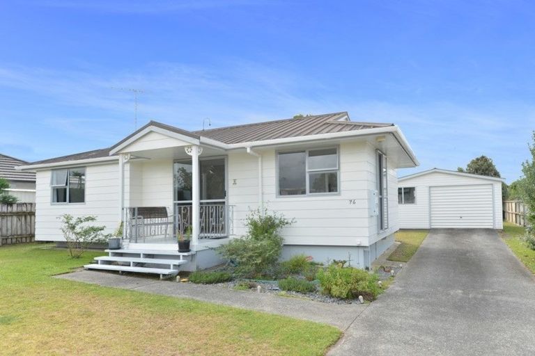 Photo of property in 76 One Tree Point Road, One Tree Point, 0118