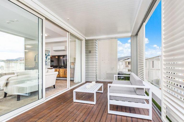 Photo of property in 164 Landmark Terrace, Orewa, 0931