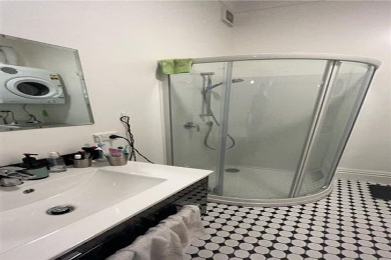 Photo of property in 58 Majoribanks Street, Mount Victoria, Wellington, 6011