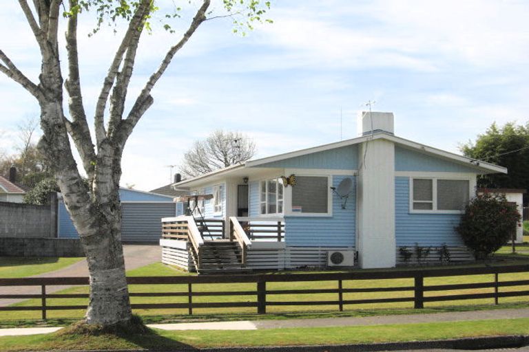 Photo of property in 59 Meadowbank Crescent, Fordlands, Rotorua, 3015