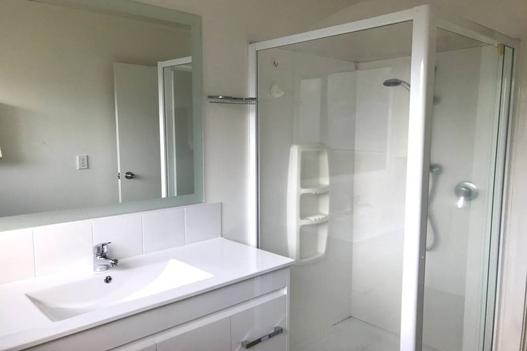 Photo of property in 3b Mungavin Avenue, Ranui, Porirua, 5024