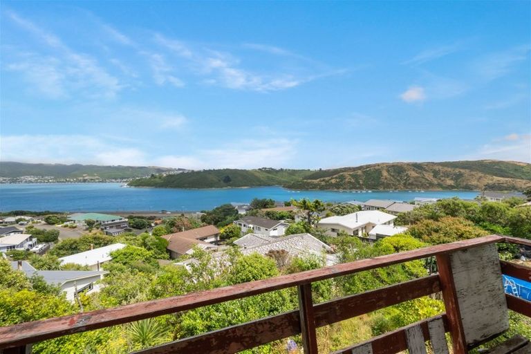 Photo of property in 3 Forth Place, Papakowhai, Porirua, 5024