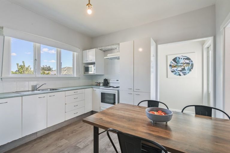 Photo of property in 2/23 Donegal Street, Belfast, Christchurch, 8051