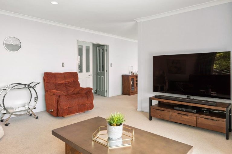 Photo of property in 3a Cobbe Place, Pomare, Rotorua, 3015