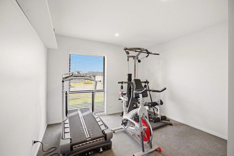 Photo of property in 73 Aviemore Drive, Marshland, Christchurch, 8083