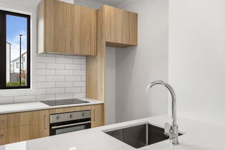 Photo of property in 12 Rigby Drive, Whenuapai, Auckland, 0618