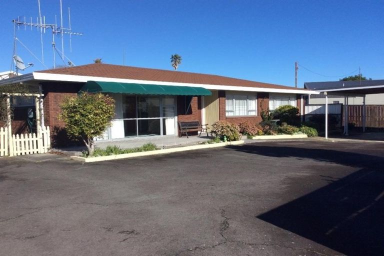 Photo of property in 244 Ngatai Road, Otumoetai, Tauranga, 3110