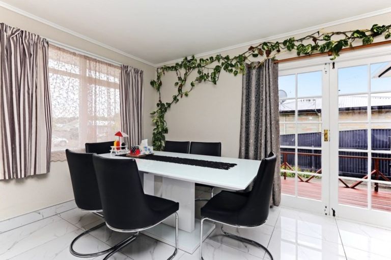 Photo of property in 37 Elliott Crescent, Havelock North, 4130