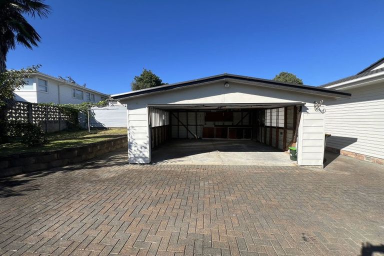 Photo of property in 9 Wycherley Drive, Bucklands Beach, Auckland, 2014