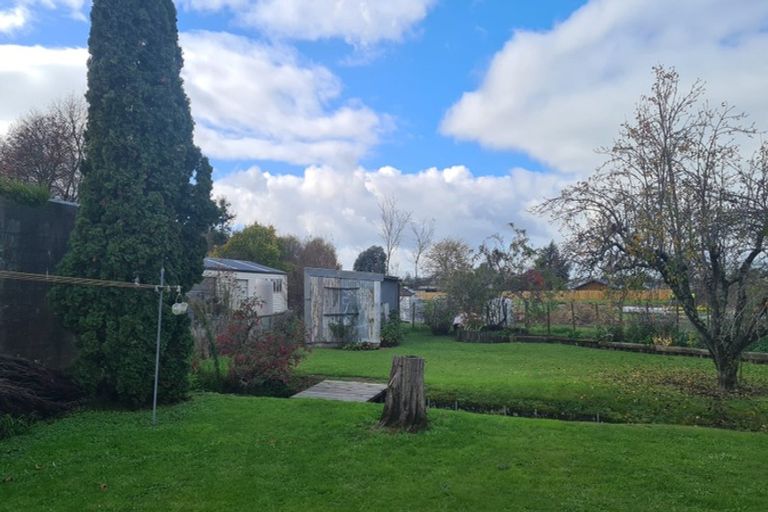 Photo of property in 6 Lansdowne Crescent, Lansdowne, Masterton, 5810