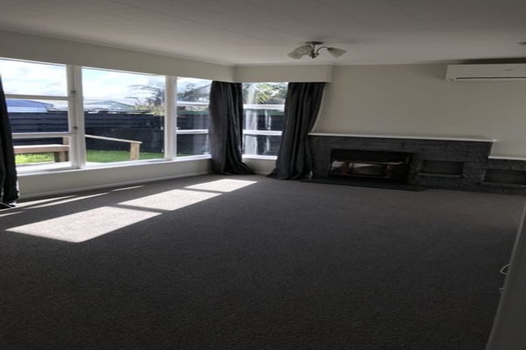 Photo of property in 15 Fuchsia Avenue, Pukete, Hamilton, 3200