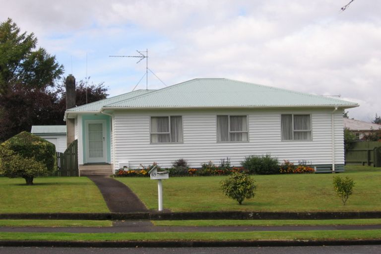 Photo of property in 69 Saint Andrews Drive, Tokoroa, 3420
