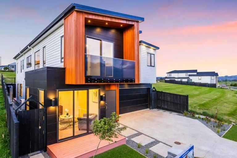 Photo of property in 29 Seagreen Avenue, Rosehill, Papakura, 2113