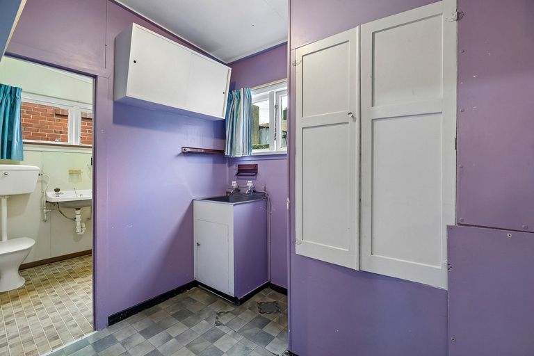 Photo of property in 8 Kellas Street, Macandrew Bay, Dunedin, 9014