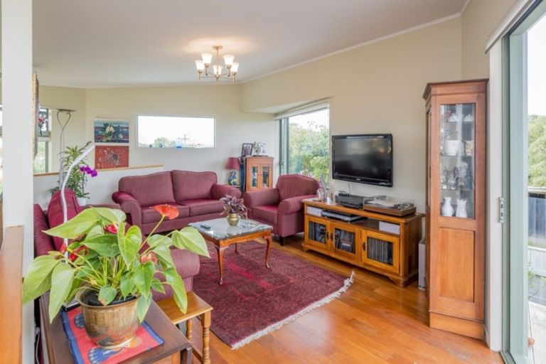 Photo of property in 31 Kapiti Lane, Otaki Beach, Otaki, 5512
