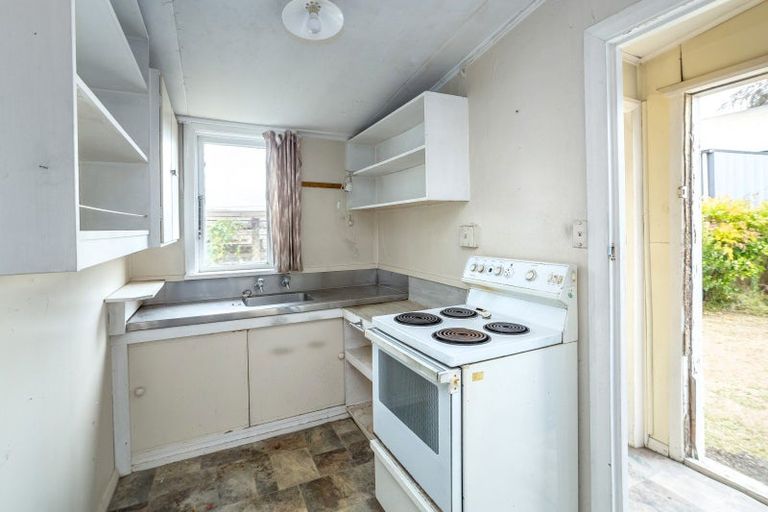 Photo of property in 1 Mckenzie Terrace, Carterton, 5713