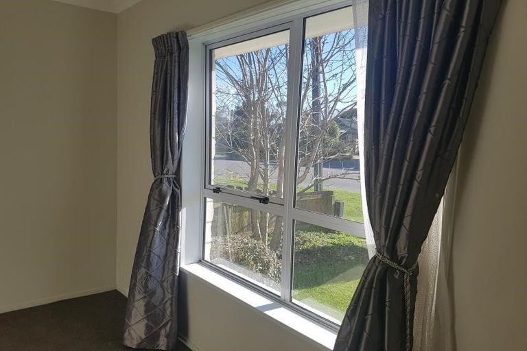 Photo of property in 37 Sabys Road, Halswell, Christchurch, 8025