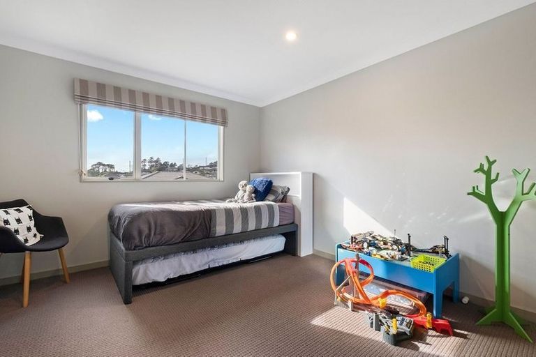 Photo of property in 42 Aberley Road, Schnapper Rock, Auckland, 0632