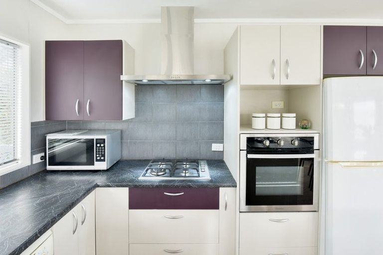 Photo of property in 1/21 Rawhiti Road, Manly, Whangaparaoa, 0930