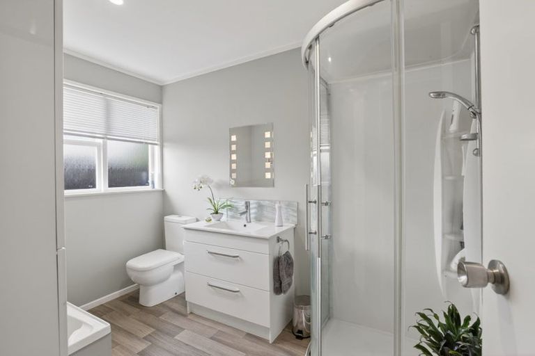 Photo of property in 57 Donovan Road, Paraparaumu Beach, Paraparaumu, 5032