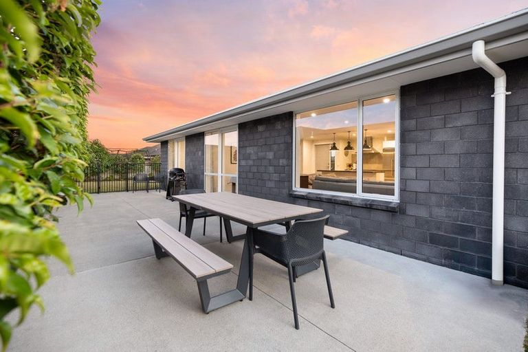 Photo of property in 81 Jarrett Terrace, Leamington, Cambridge, 3432