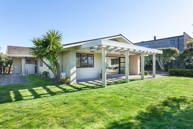 Photo of property in 260 Oceanbeach Road, Mount Maunganui, 3116