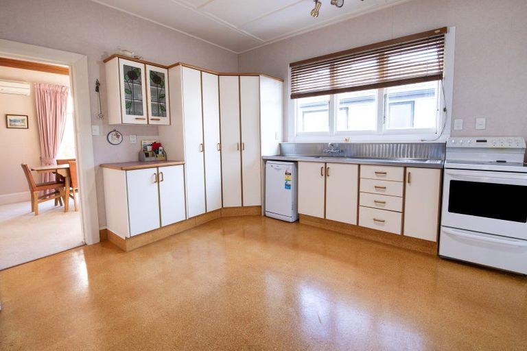 Photo of property in 44 Kennedy Road, Napier South, Napier, 4110