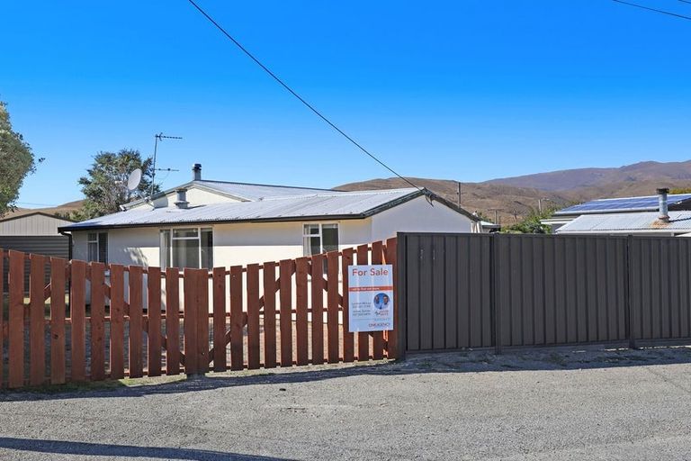 Photo of property in 212 Waitaki Drive West, Otematata, 9412
