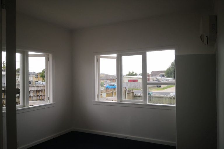 Photo of property in 105a Kimpton Road, Papatoetoe, Auckland, 2025