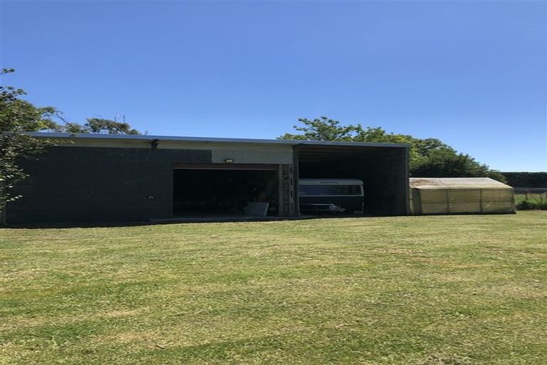 Photo of property in 166 Selwyn Lake Road, Leeston, 7682