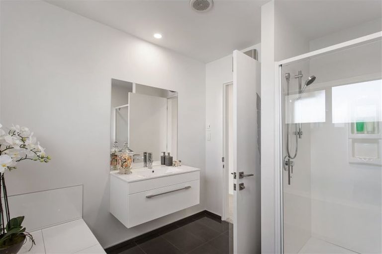 Photo of property in 45 Garreg Road, Bryndwr, Christchurch, 8052