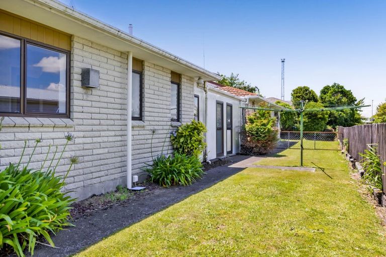 Photo of property in 1/102 Miranda Street, Stratford, 4332