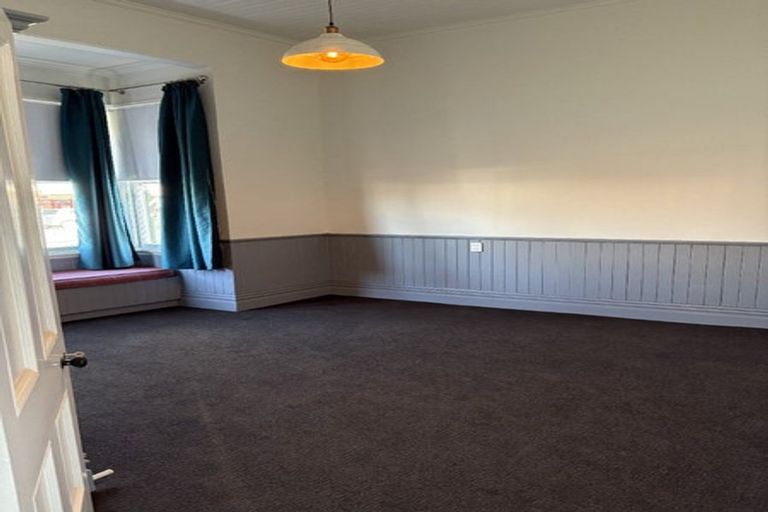 Photo of property in 241 Ruahine Street, Roslyn, Palmerston North, 4414