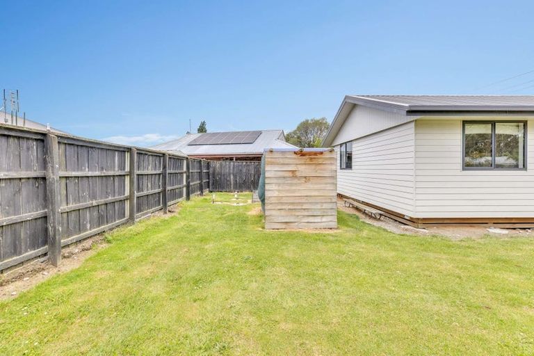 Photo of property in 28 Railway Terrace East, Glentunnel, Sheffield, 7673