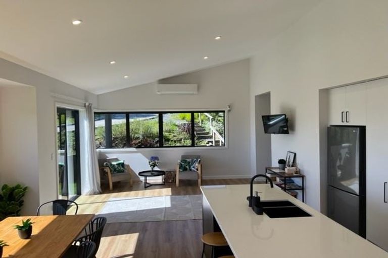 Photo of property in 228 Durham Drive, Havelock North, 4130