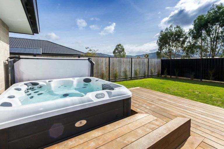 Photo of property in 79 Mawai Hakona Drive, Wallaceville, Upper Hutt, 5018