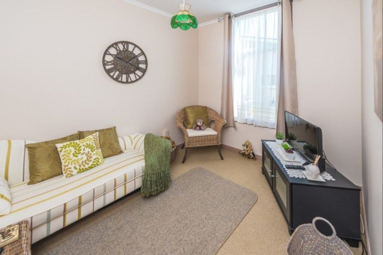 Photo of property in 33 Kawakawa Street, Whanganui East, Whanganui, 4500