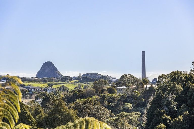 Photo of property in 9a Manukaka Heights, Hurdon, New Plymouth, 4310