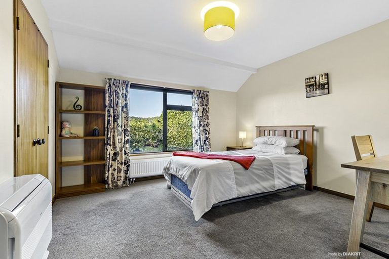 Photo of property in 20 Downing Street, Crofton Downs, Wellington, 6035