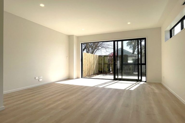 Photo of property in 10/302 Fitzgerald Avenue, Christchurch Central, Christchurch, 8013