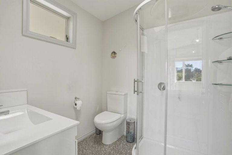 Photo of property in 19 Sandown Street, Waihola, Milton, 9073