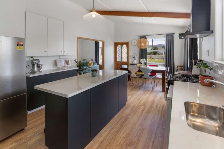 Photo of property in 11 Augustus Street, Carterton, 5713